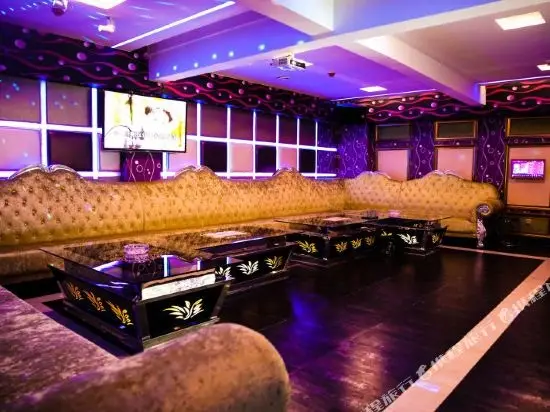 Чунцин: Lijin Holiday Hotel