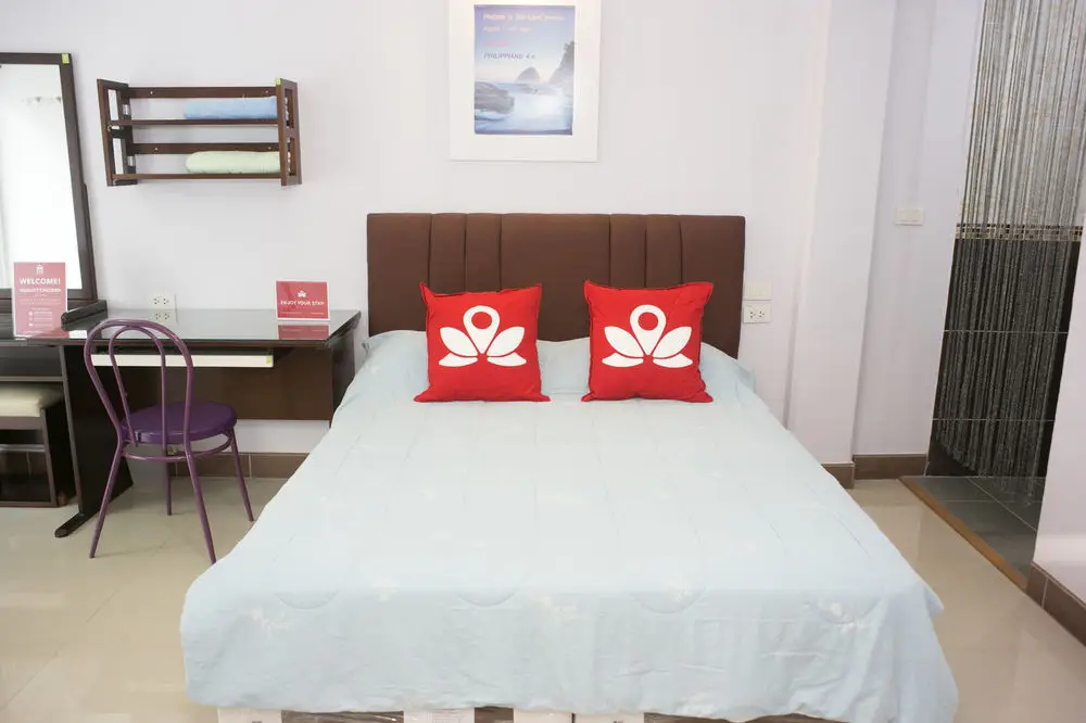Бангкок: ZEN Rooms Mahajak Residence