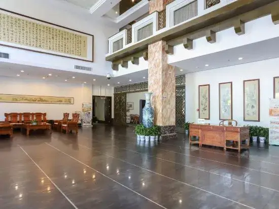 Ухань: wuhan  mulan Tianchi Resort