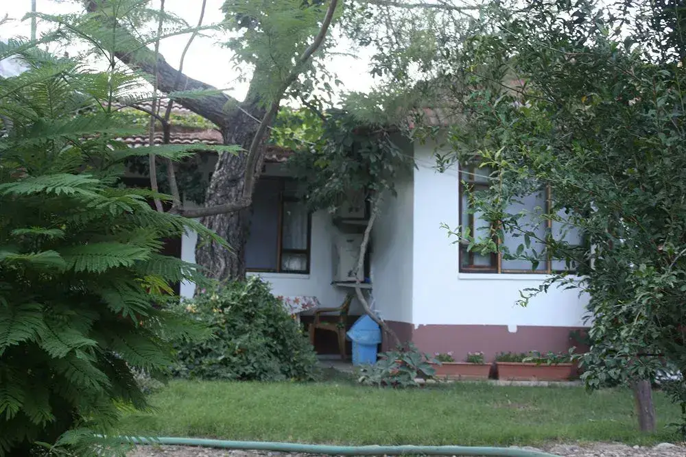 Чиралы: Arya Holiday Houses