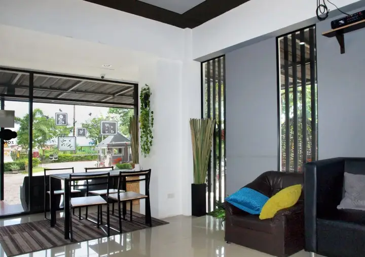 Баан-Хай: Grand Esie Service Apartment