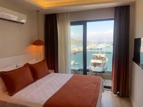 Ece Marina Suites — фото 1