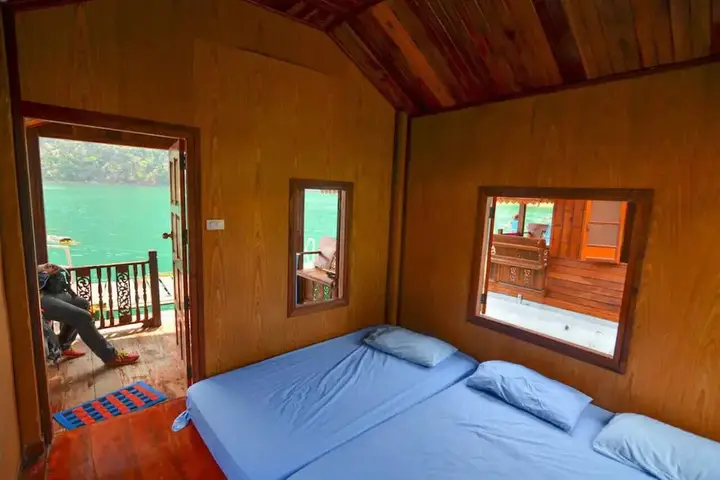 Кхао Пхан: Pleanprai Floating Resort