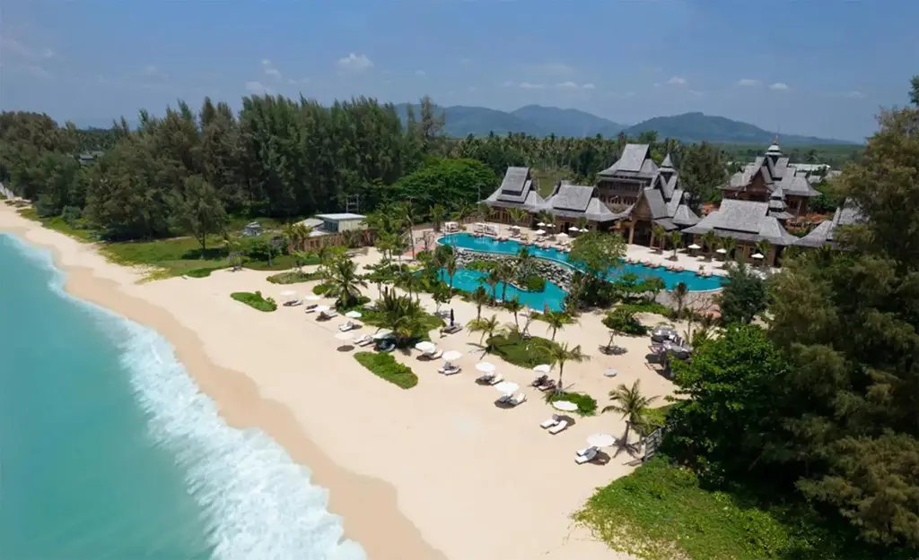 Такуа-Тунг: Курортный отель Santhiya Phuket Natai Resort & Spa