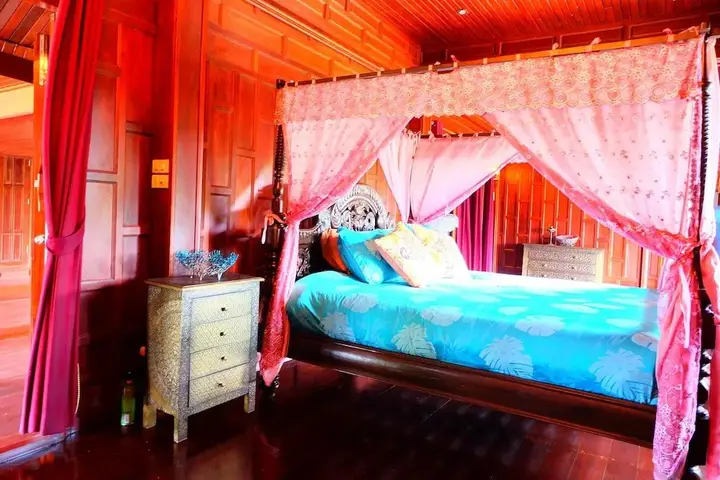 Накхонситхаммарат: Tree Home Plus Home Stay