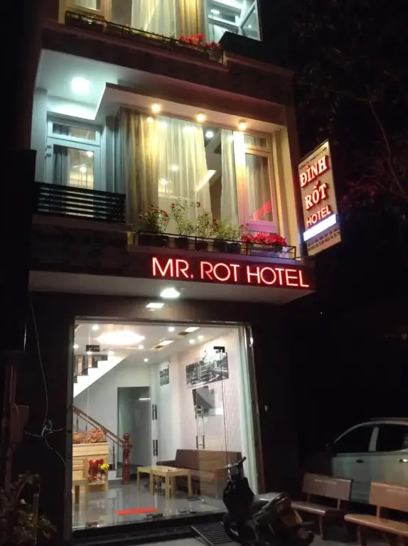 Mr Rot's Secret Hotel — фото 1