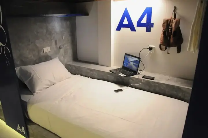 Мэй-Хаад-Бэй: Oasis Hotel-Pods - Adults Only