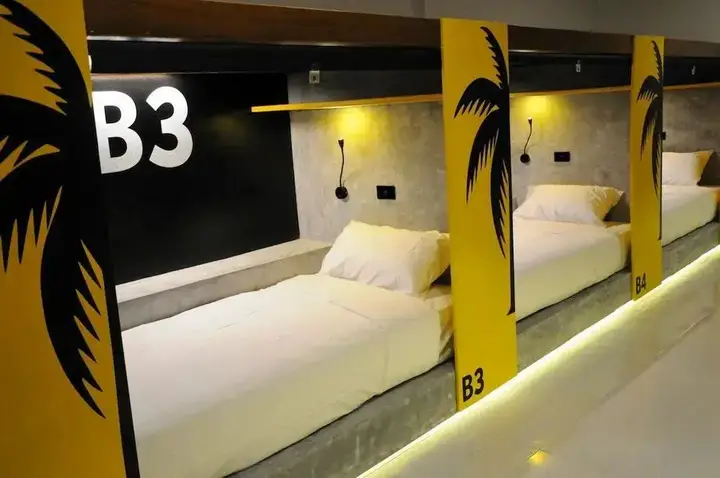 Мэй-Хаад-Бэй: Oasis Hotel-Pods - Adults Only