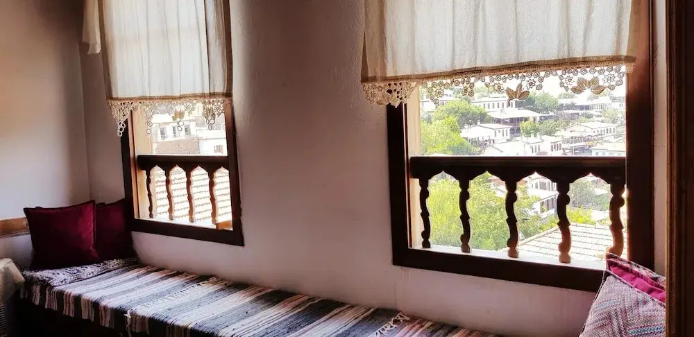 Шириндже: Masal Pansiyon