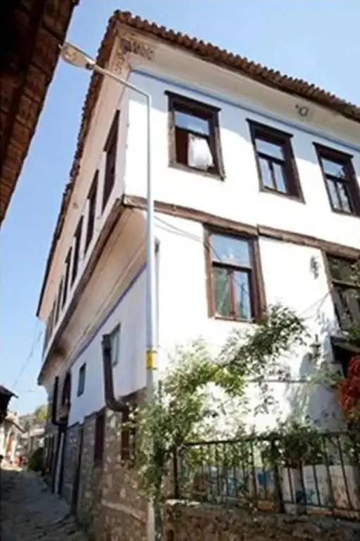 Шириндже: Masal Pansiyon