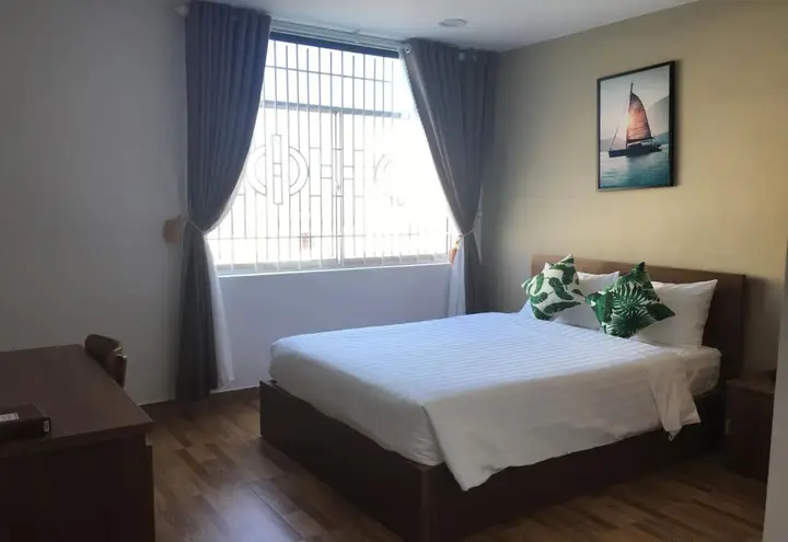 Дананг: Vic House