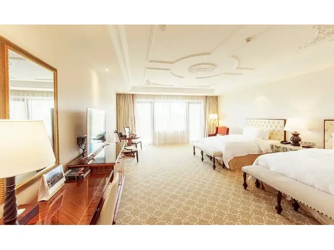 Нанкин: Wyndham Grand Plaza Royale Resort Nanjing