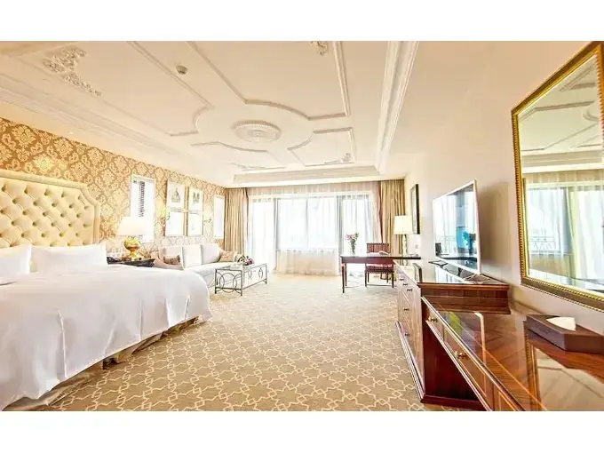 Нанкин: Wyndham Grand Plaza Royale Resort Nanjing