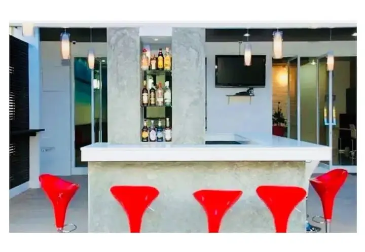 Пхукет: Capri Inn