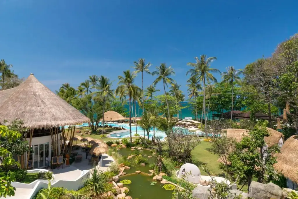 Тай-Муанг: Курортный отель Eden Beach Khao Lak Resort & Spa