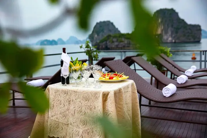 Халонг: Seasun Boutique Cruise