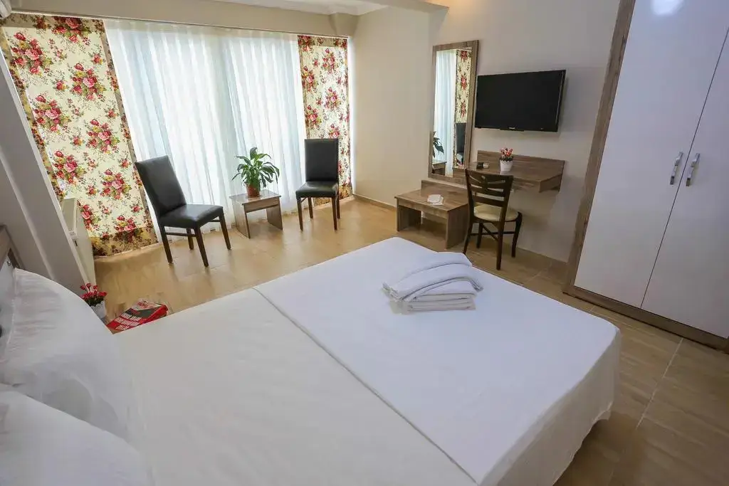 Бартын: Alihan Hotel