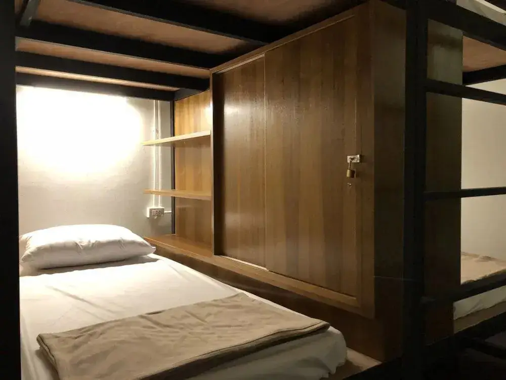 Бангкок: OYO 612 Hansa Hostel
