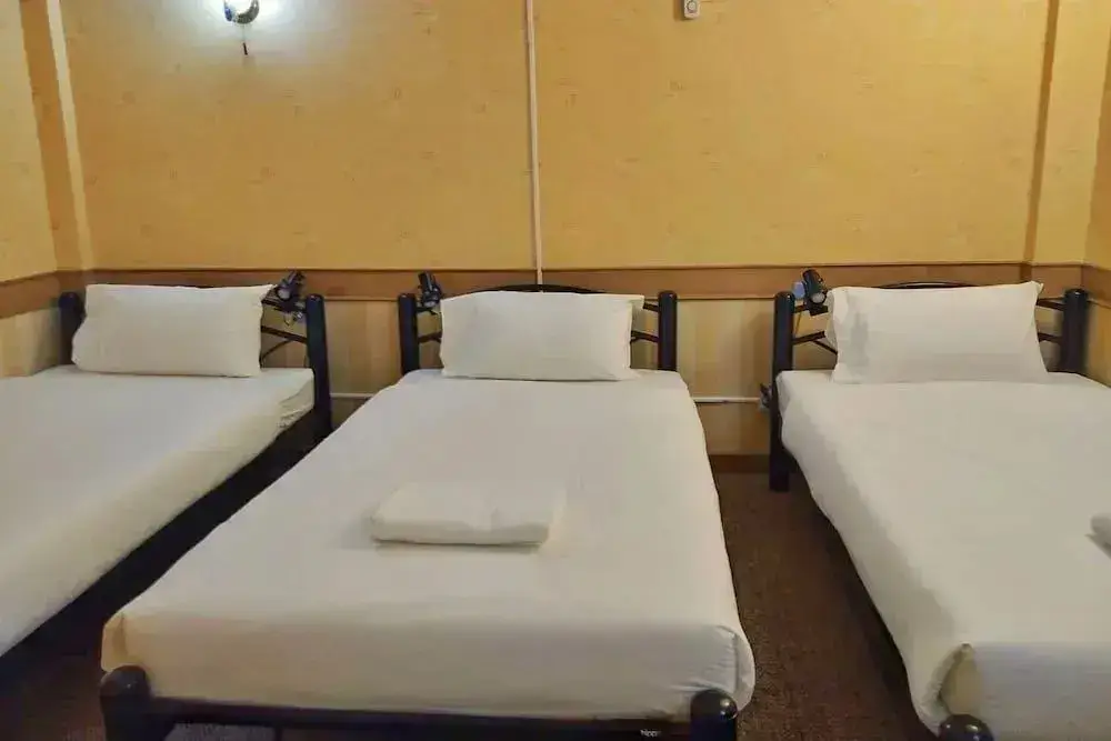 Бангкок: T Y Guest House
