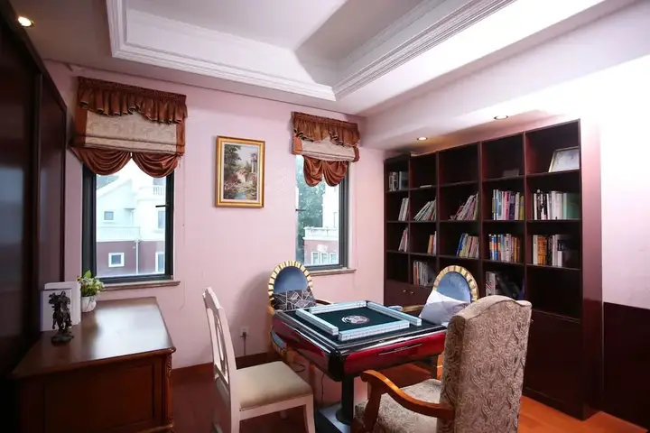 Шанхай: Taorenpai Homeparty Villa Jindi