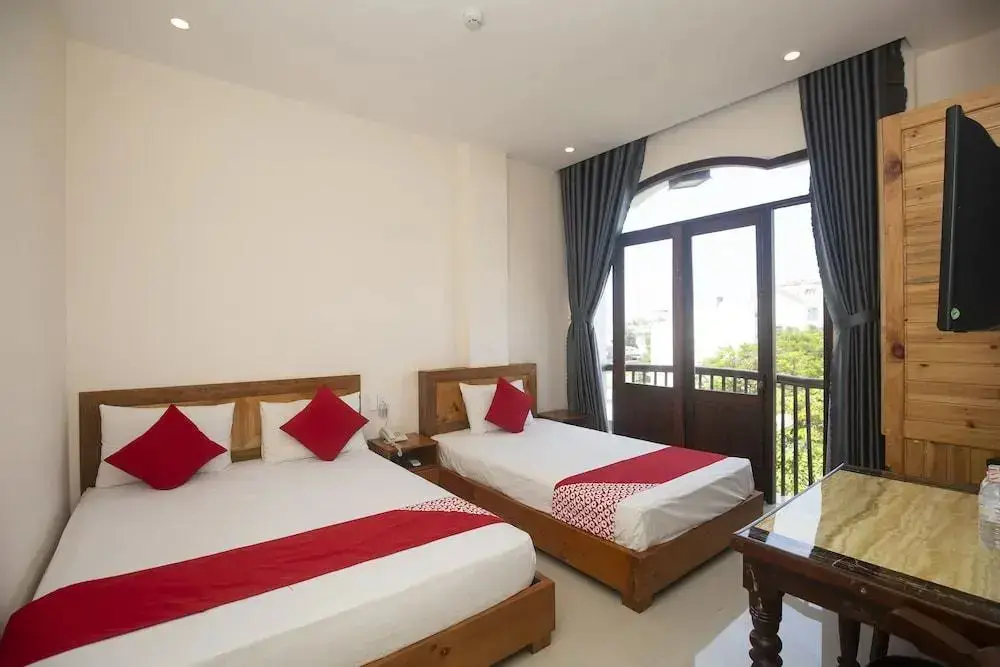 Дананг: Sunshine Beach Da Nang