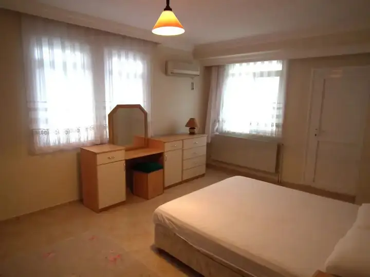 Гокбел: Villa Pirinc