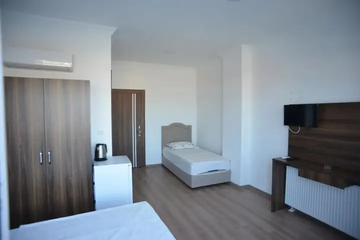 Измир: Yeşilyurt Pansiyon Hotel