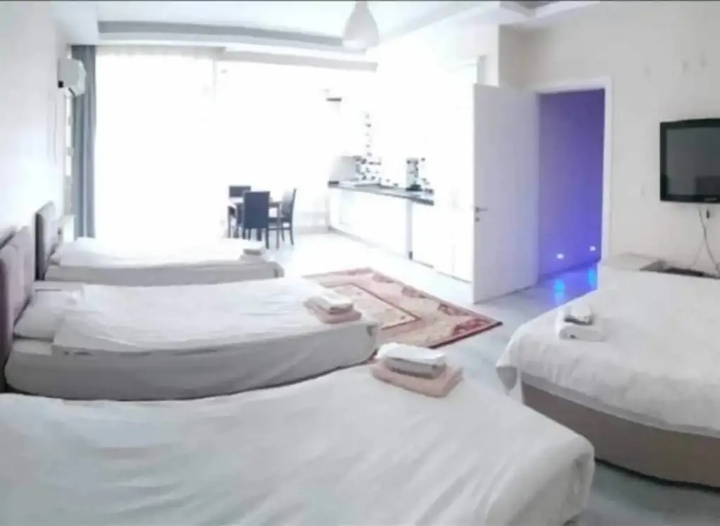 Измир: Yeşilyurt Pansiyon Hotel
