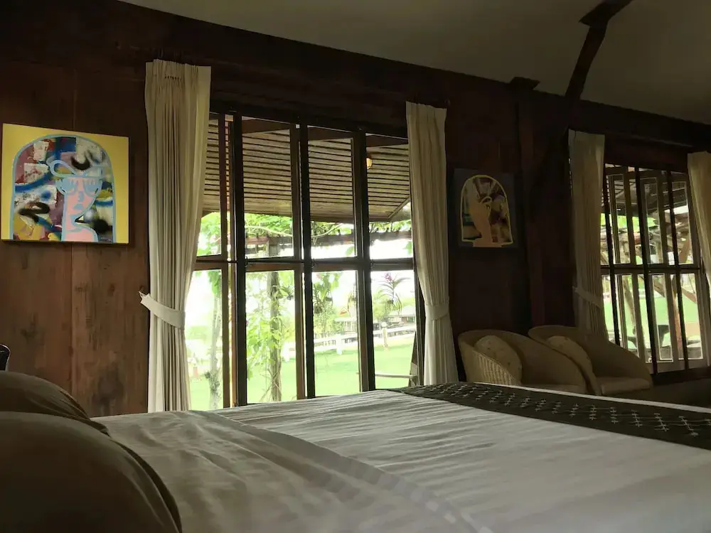 Пак-Чонг: Pakchong Family Home