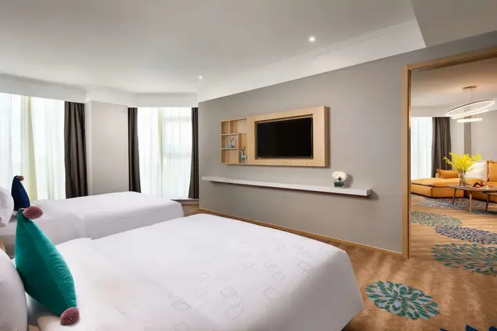 Линьи: Ramada Encore Wyndham Linyi