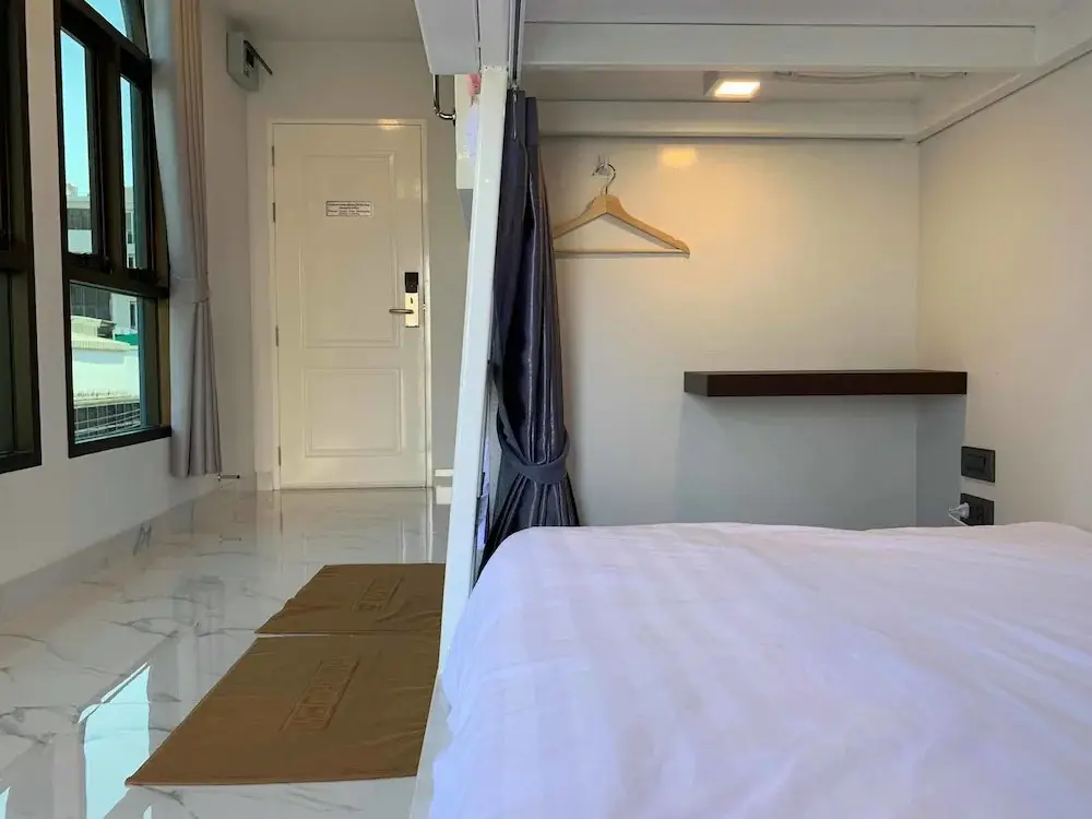 Бангкок: Rich8 Hostel