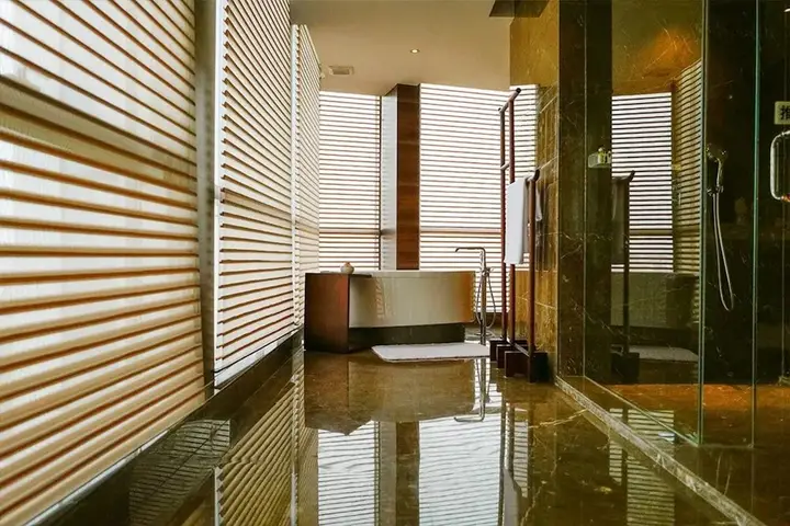Линьи: Mr.D Hotel
