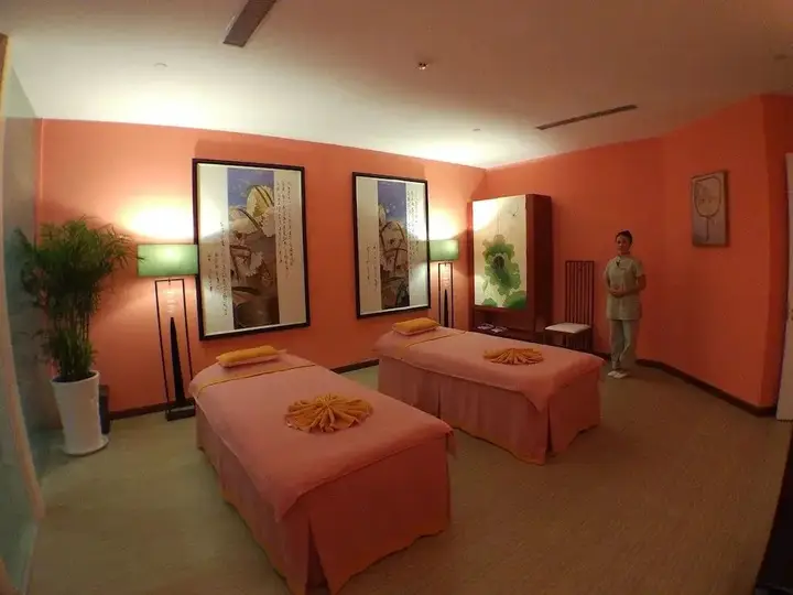 Линьи: Mr.D Hotel