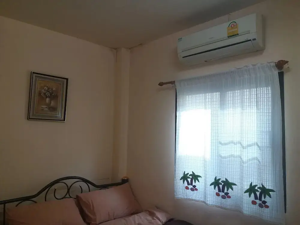 Чаккарат: Benya Guest House Phimai