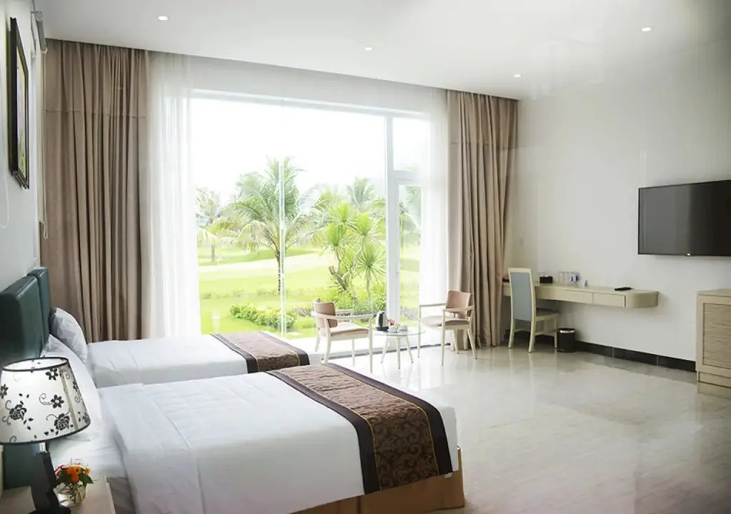 Нячанг: Diamond Bay Golf & Villas