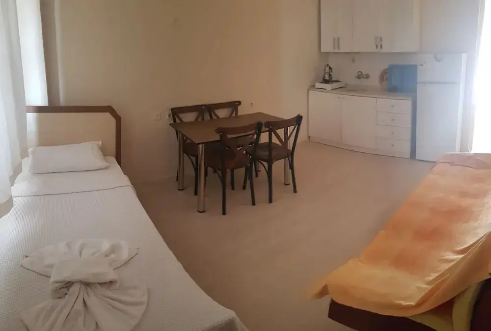 Кушадасы: Ozgun Apart Hotel