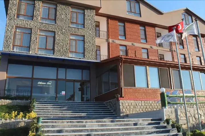 Енис: Yenice Goknar Hotel