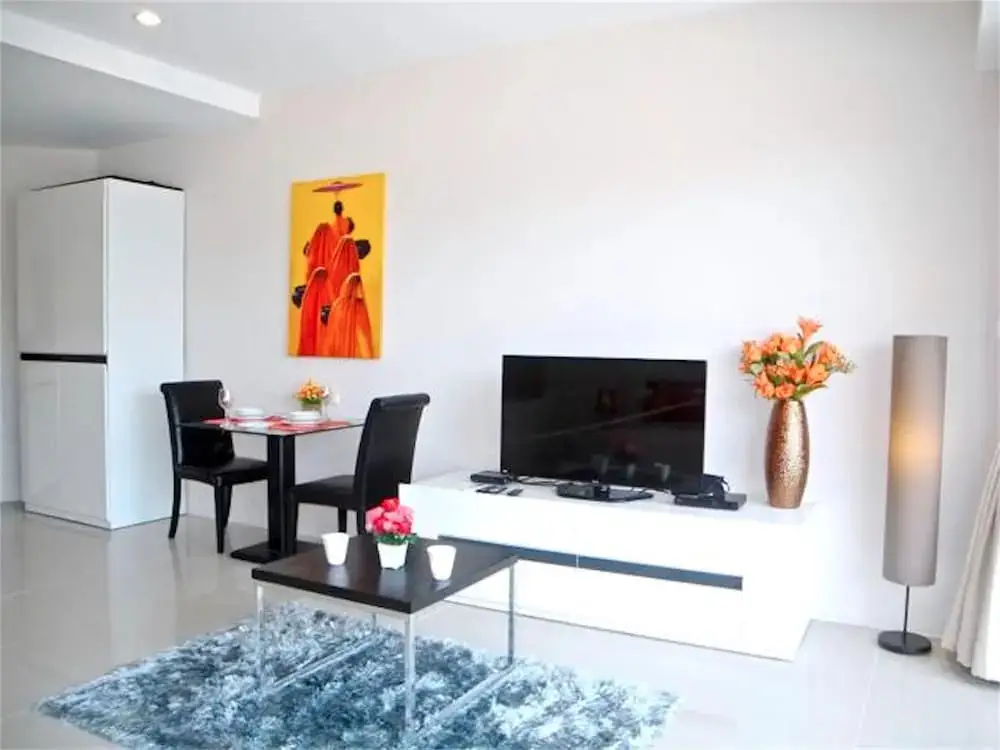 Муанг: Chic Karon New Studio