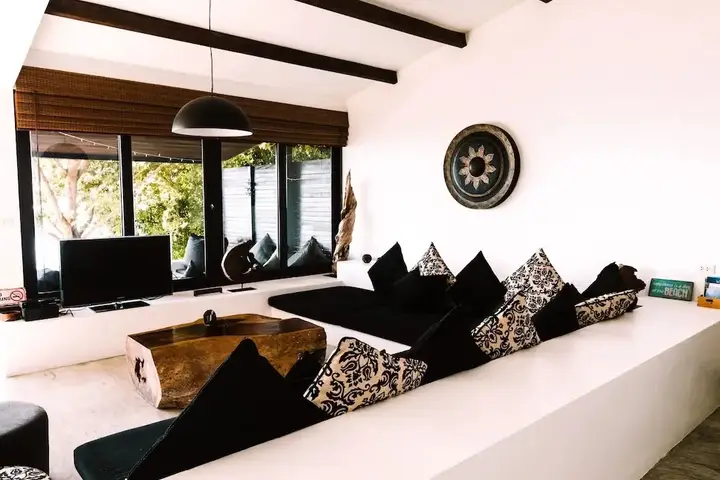 Остров Тау: Casas del Sol