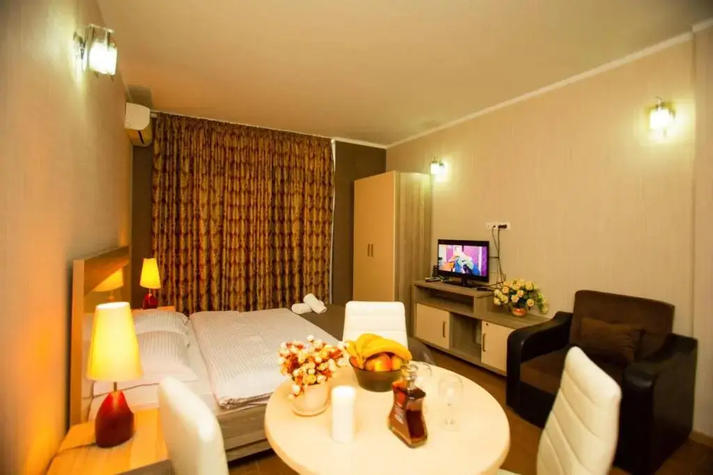 Батуми: Batumi Royal Apartments