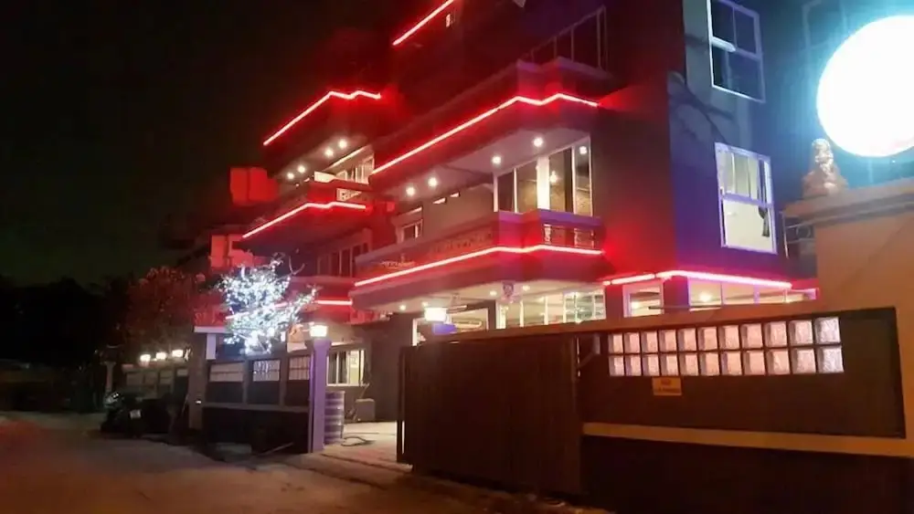 Livit70's hotel & hostel — фото 1
