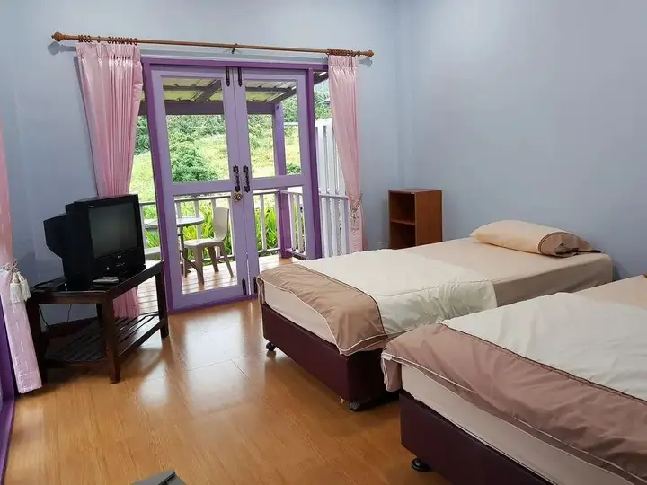 Чом-Тонг: Mae Klang Ban yen hill