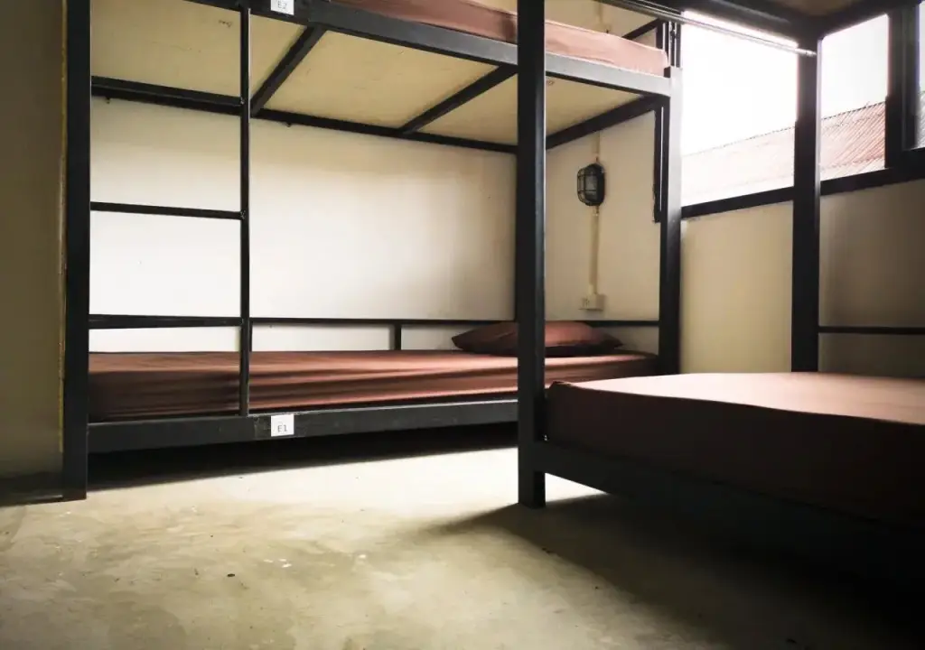 Мэй-Хаад-Бэй: Bed & Ink Hostel Koh Tao