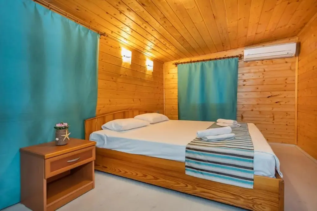Чиралы: Çıralı Likya Yanartaş Bungalow