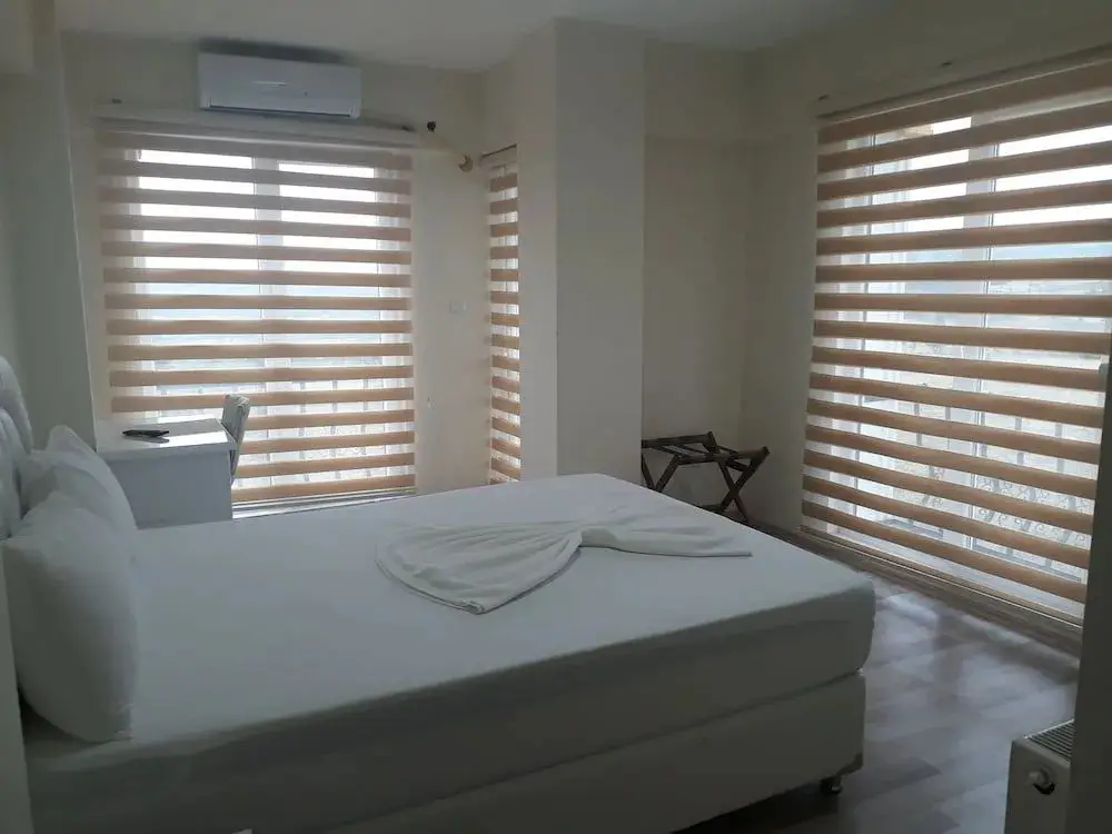 Тосия: Miray Otel