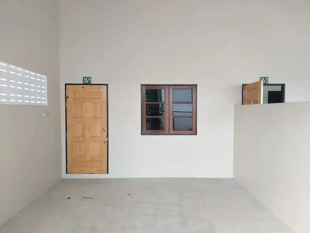 Бай-Лан: Triple S House