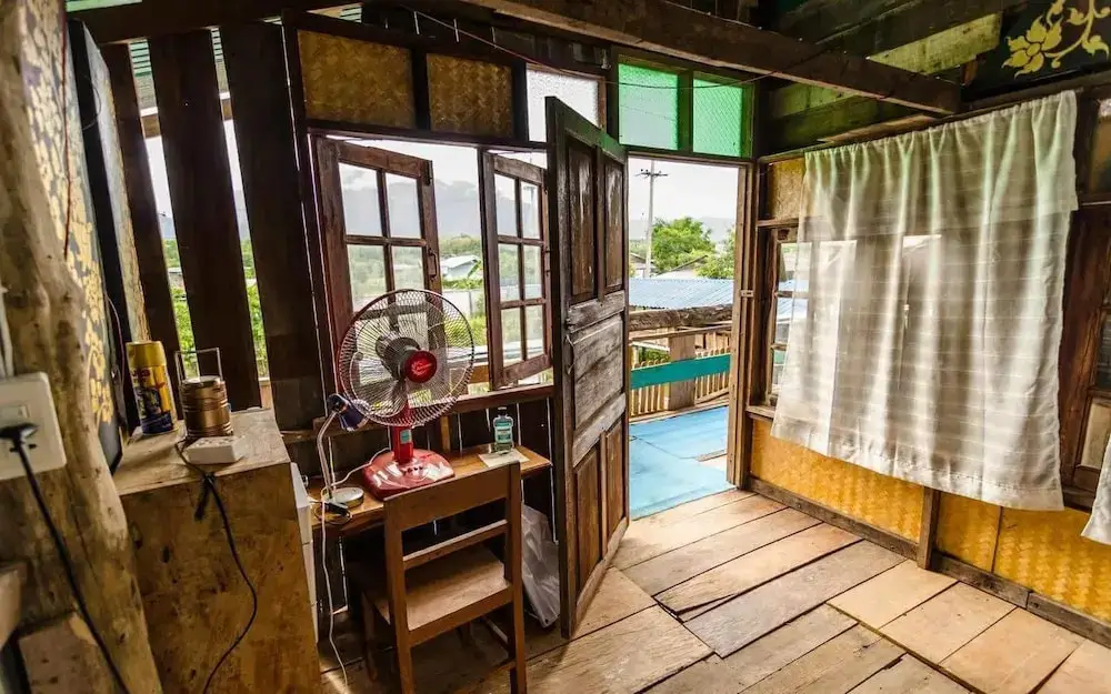 Соп-Поэнг: Chiangdao Wood House Homestay
