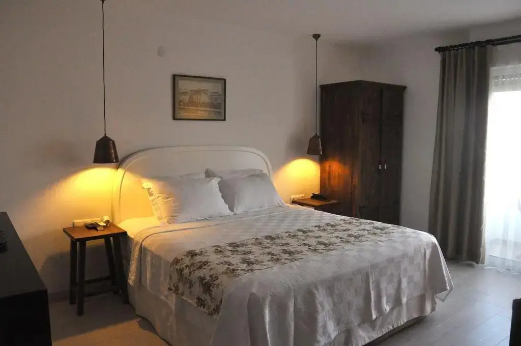 Чешме: Hotel Rustic