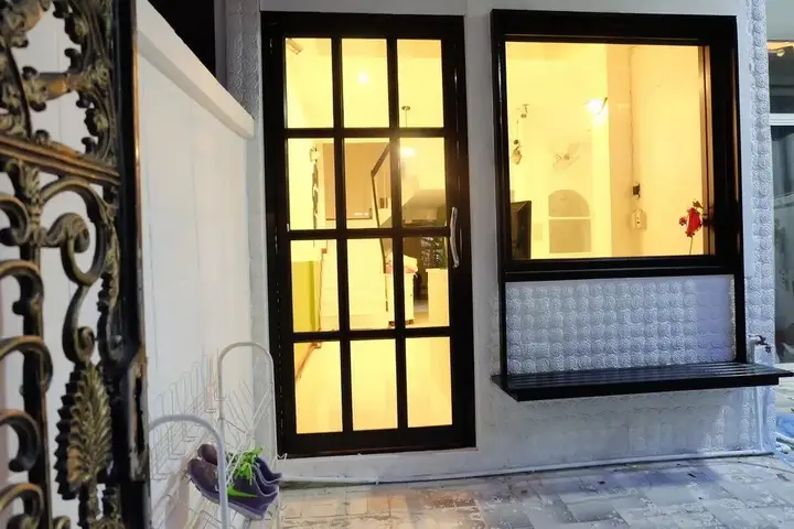 Бангкок: Manii Hostel Asoke