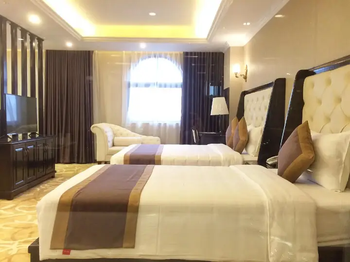 Халонг: New Era Hotel & Spa